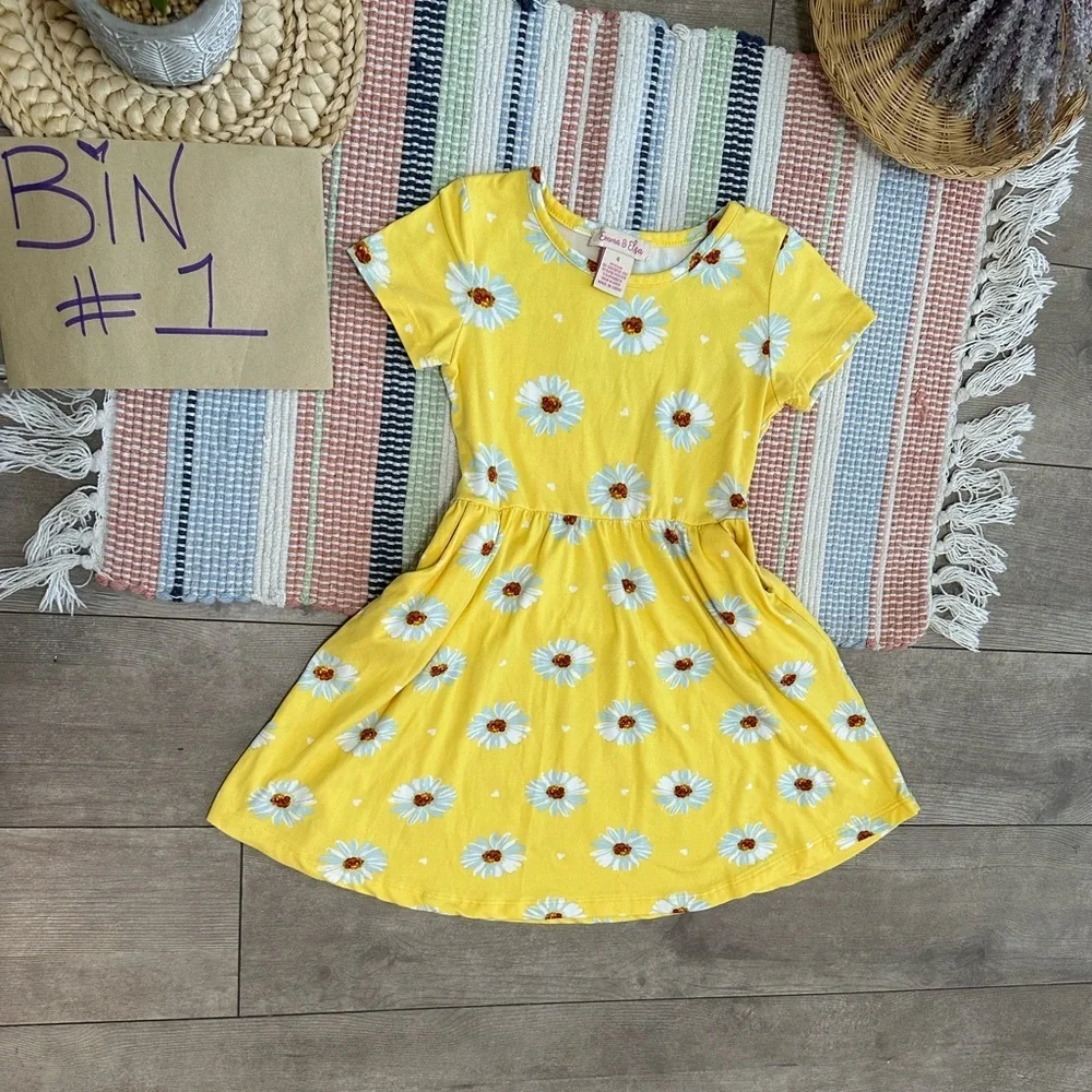 Emma & Elsa Girl’s Yellow Floral Buttery Soft Cozy Dress with Pockets Size 4
